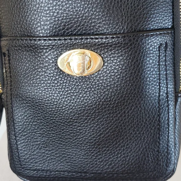 Steve Madden Adjustable Cross Body - Picture 3 of 12